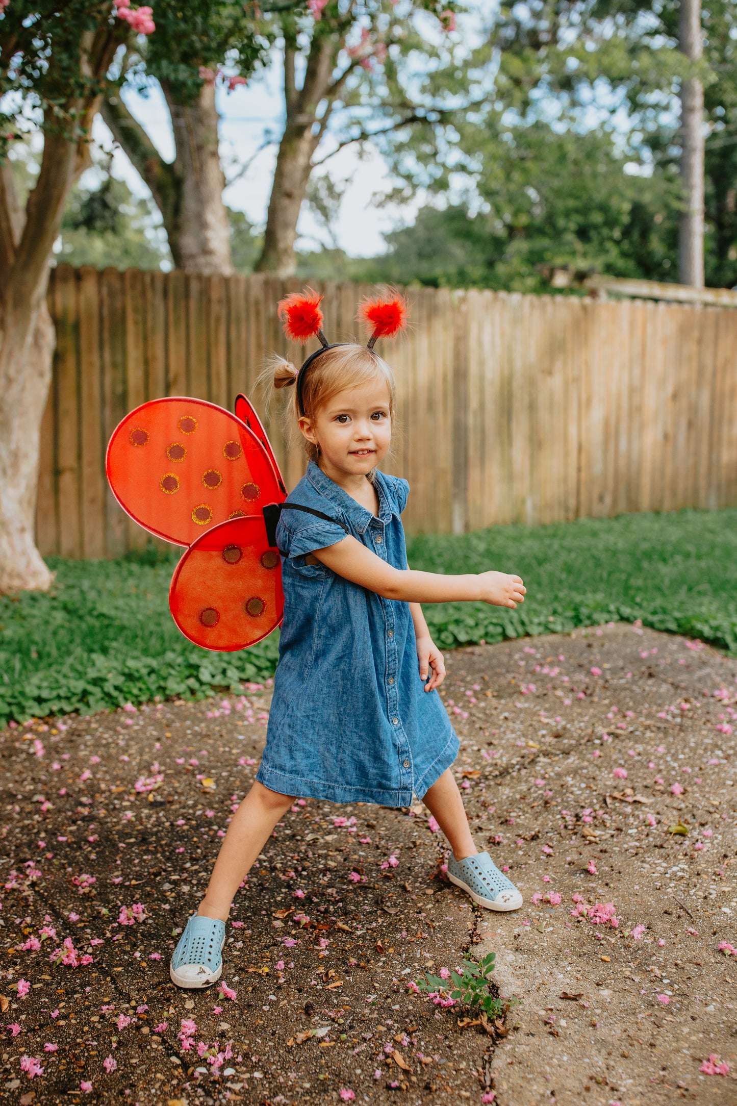 Great Pretenders Fancy Dress Ladybug Headband with Wings - Red