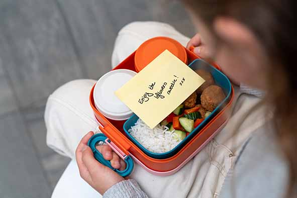 Une petite entreprise de retour à l'école - bouteille de boisson xl en acier inoxydable / Bentobox - Joy