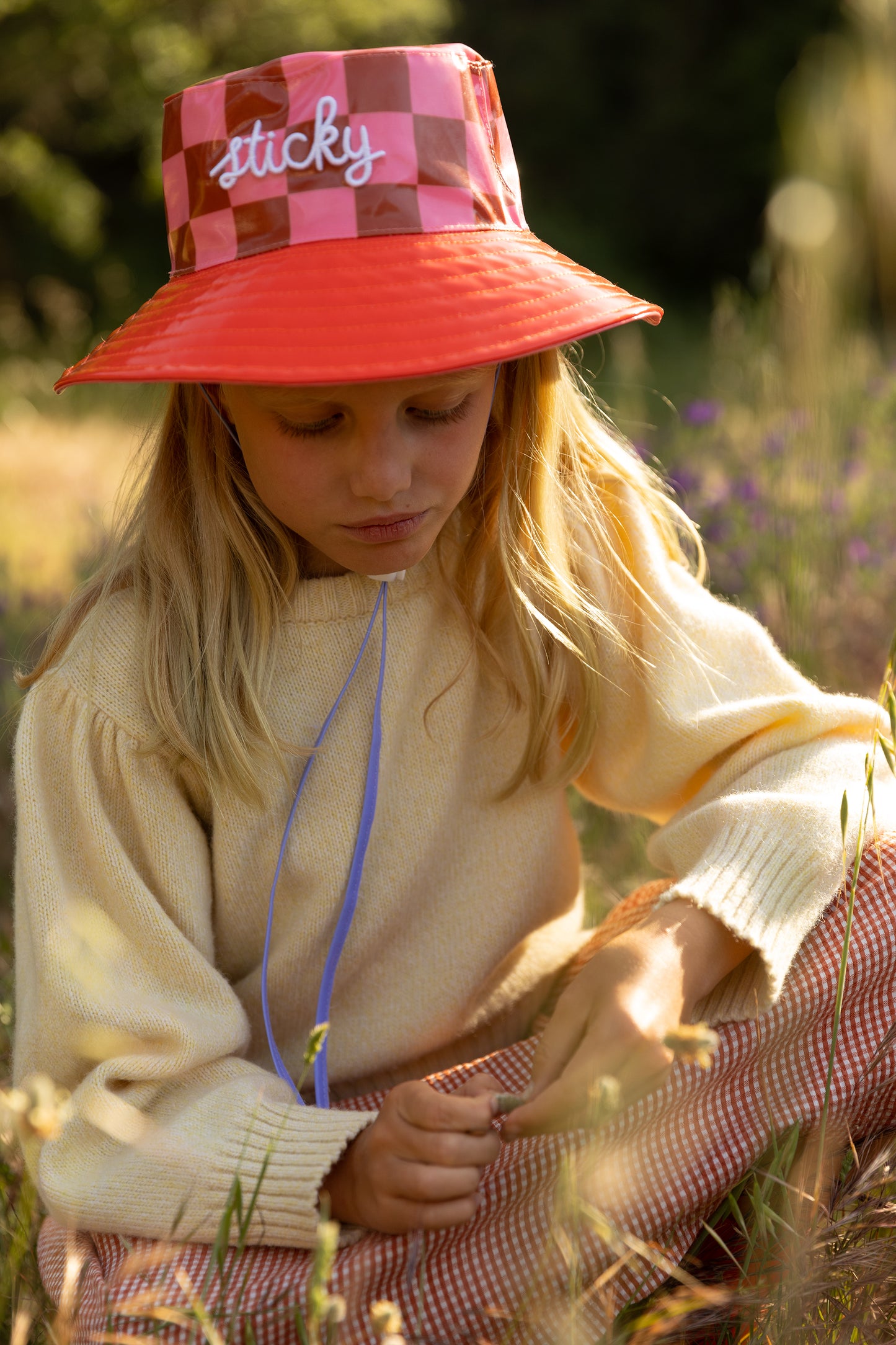 Chapeau de Pluie Sticky Lemon - Chapeau Enfant - 54 CM - Chapeau de Pêcheur - Fleur Rose + coccinelle rouge