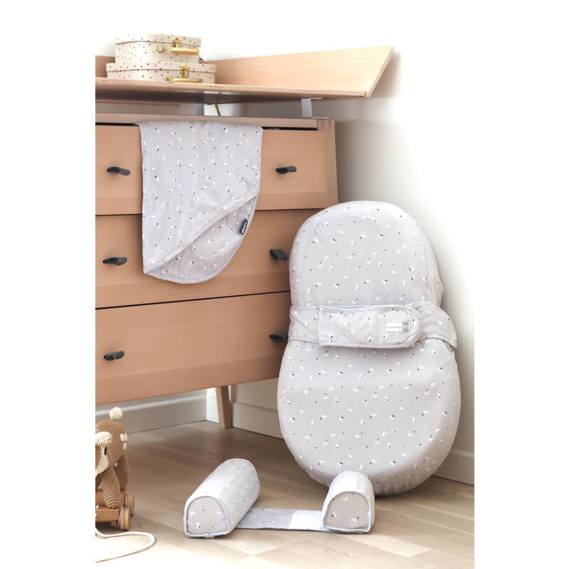 Childhome Ergonomic Cocoon Moon &amp; Stars - Suitable up to 4 months - Gray