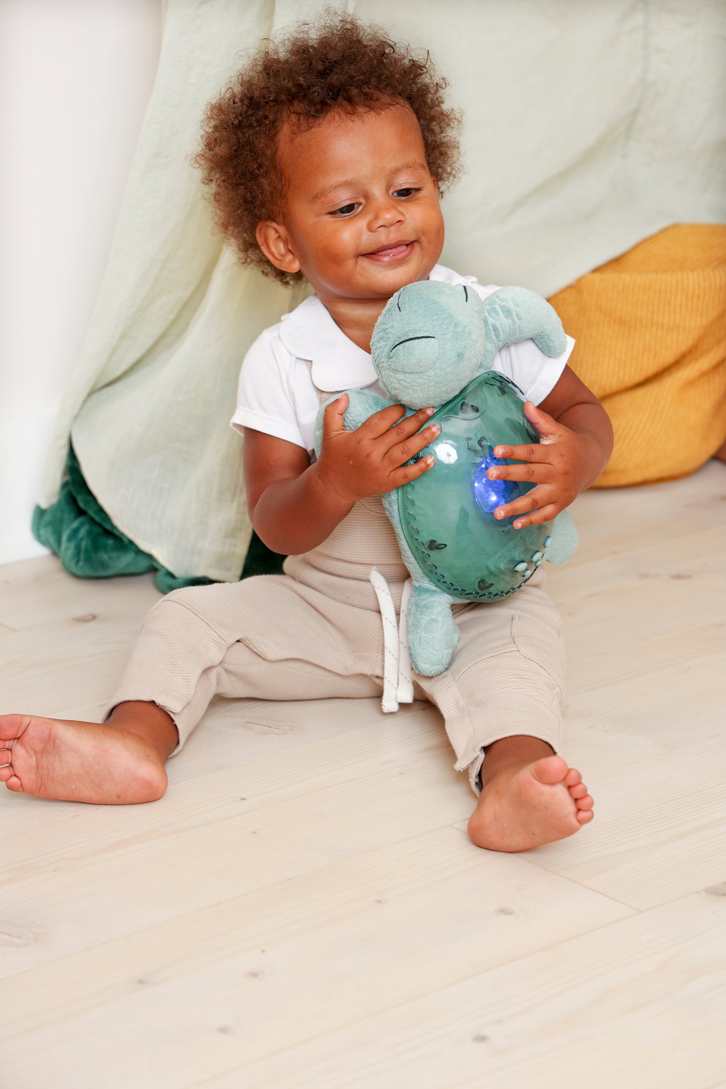 Cloud-B Tranquil Turtle Rustgevende Knuffel met geluiden, projectie - Groen