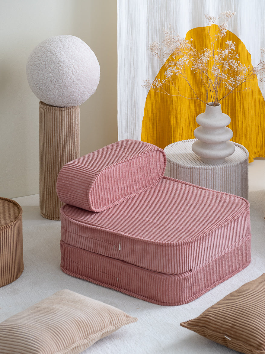 Wigiwama Corduroy Flip Chair / Slaapfauteuil - 65x60x25cm - Pink Mousse