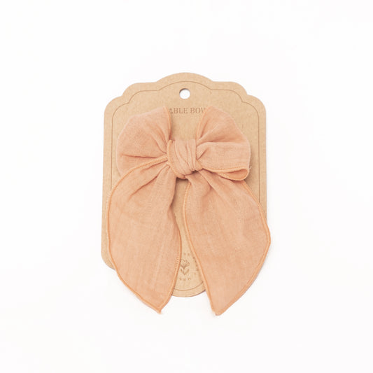 Barrette à cheveux Mrs Ertha Fable avec nœud - Blush