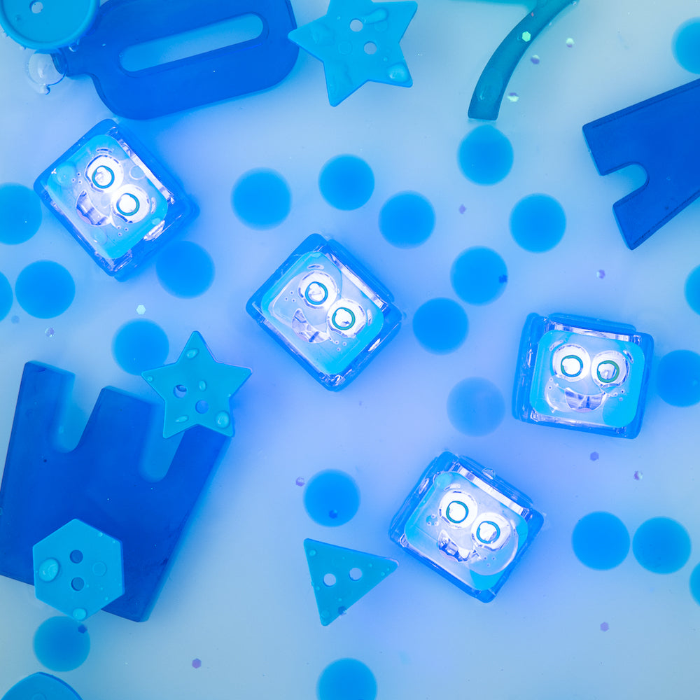 Glo Pals Blair Light up cubes - 4 weken licht - Blauw