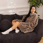 Atmosphera Fleecedeken Met Mouwen - Hoodie blanket - Tv deken - Leopard