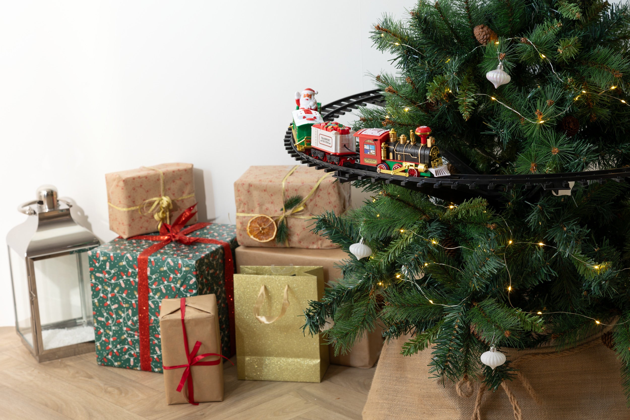 Fééric Lights and Christmas Christmas village - Christmas house with lighting - 75 LED - on batteries