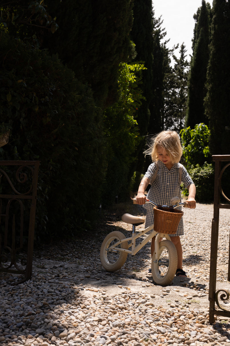 Konges Sløjd Balance bike with bell and wicker basket - Lemon