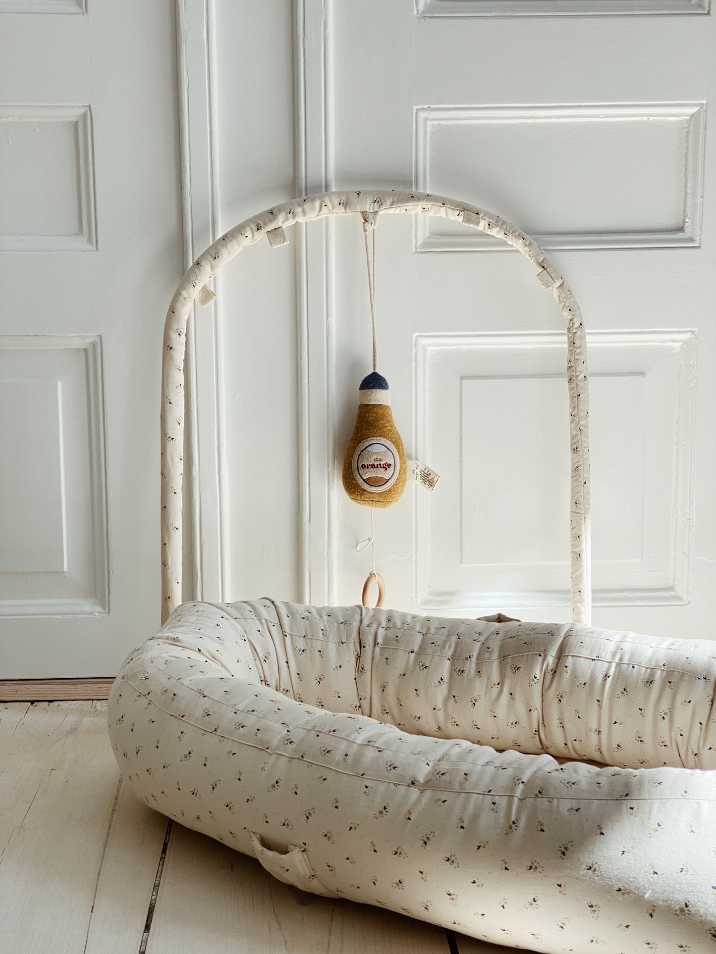 Konges Sløjd Babynest with bow for toys - Petales