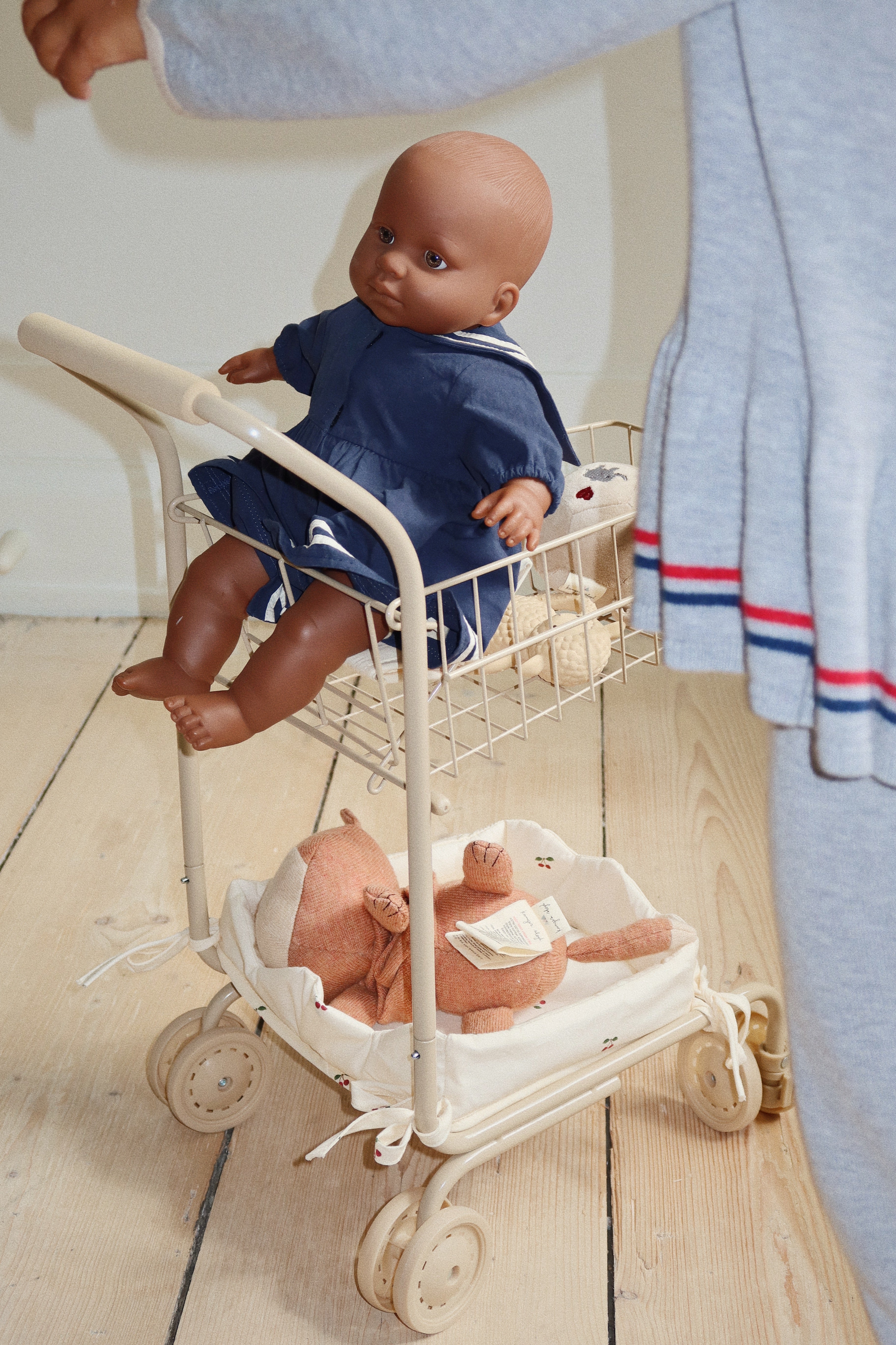 Shopping cart with baby doll seat sales