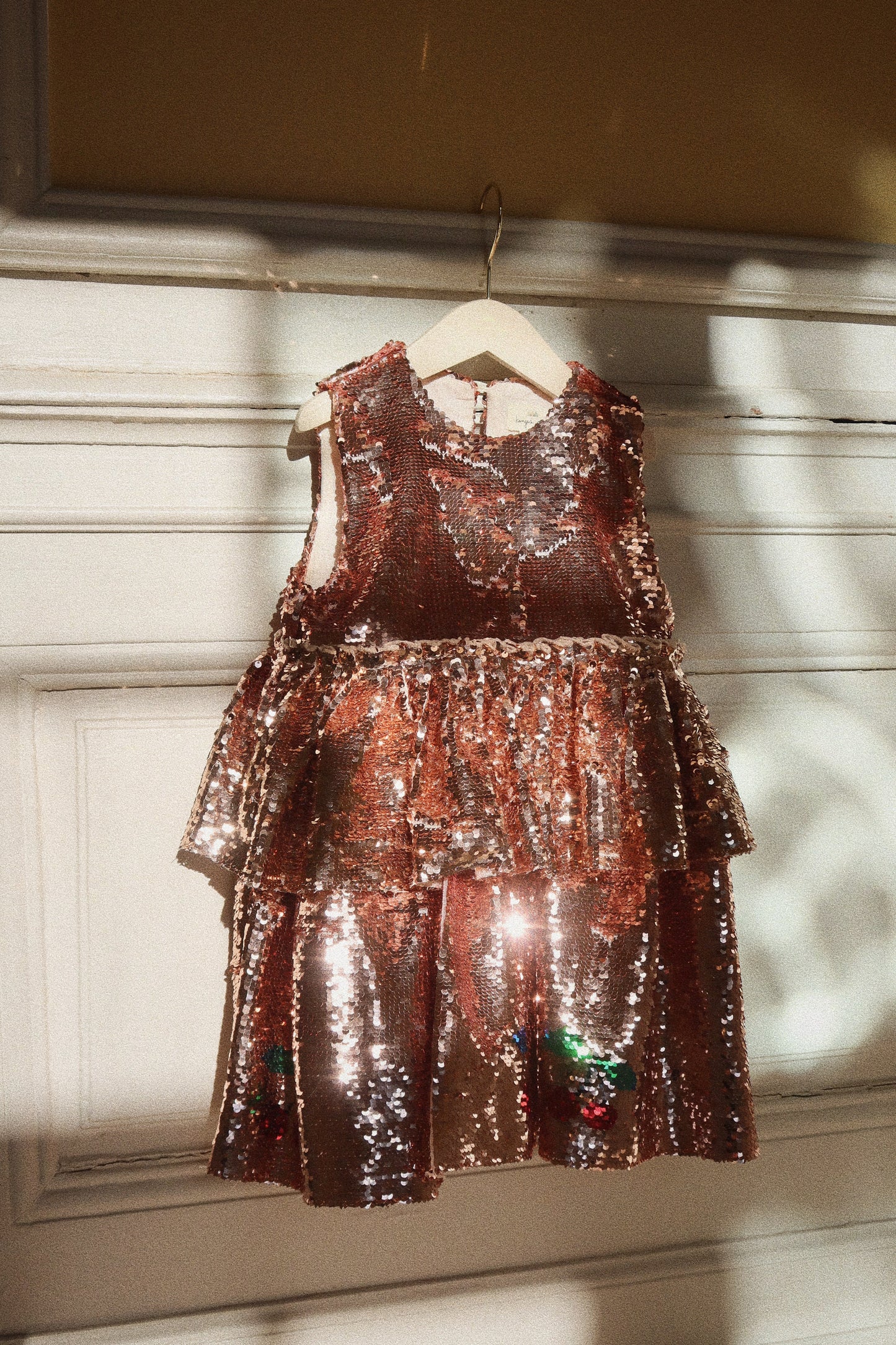 Konges Sløjd Lulu Shimmering dress with sequins - Brazilian Sand