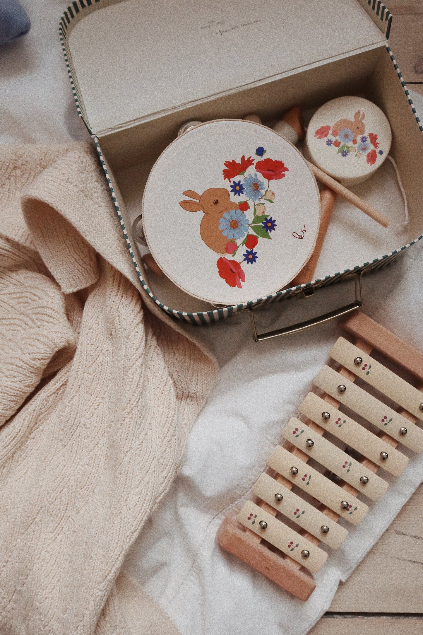 Konges Sløjd Wooden xylophone with 7 metal keys - Lemon