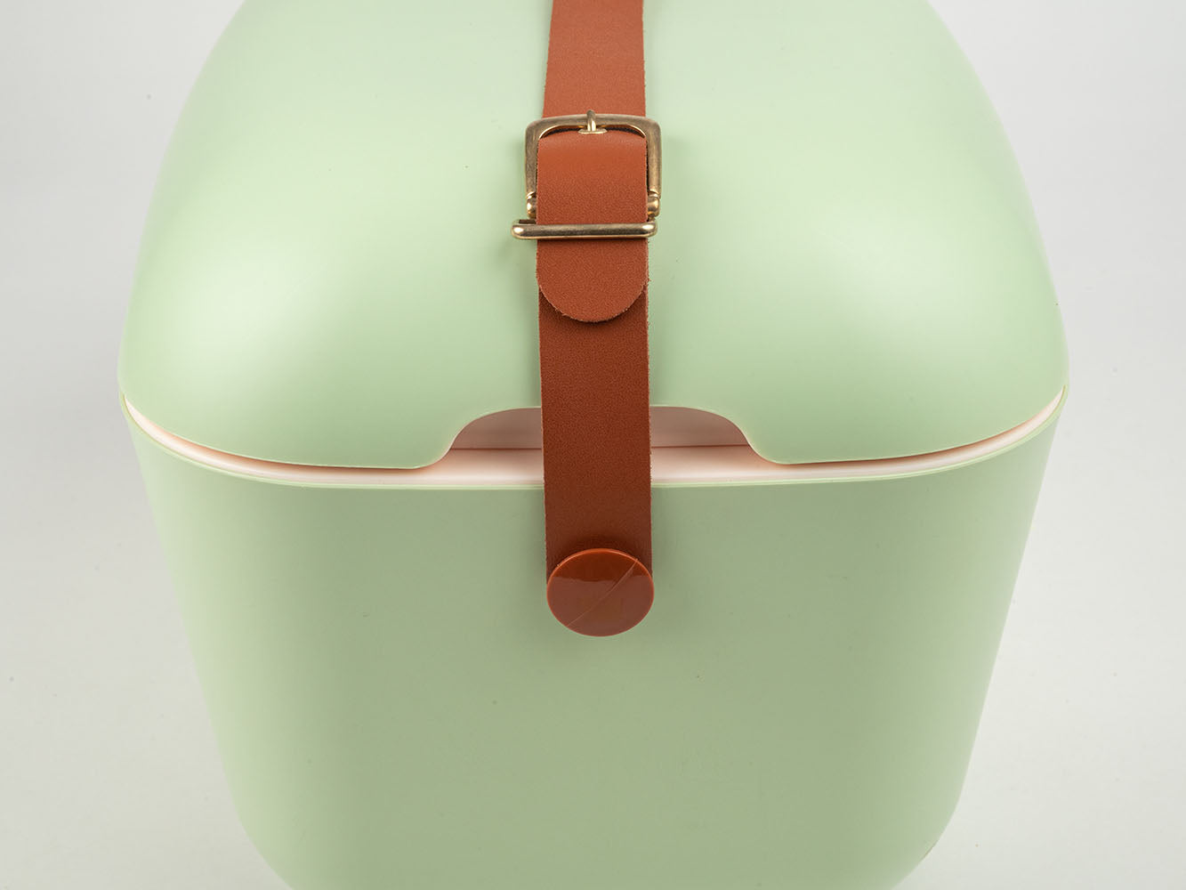 Polarbox Koelbox met schouderband 12L - 40x26x27cm - Olive Green-Gold