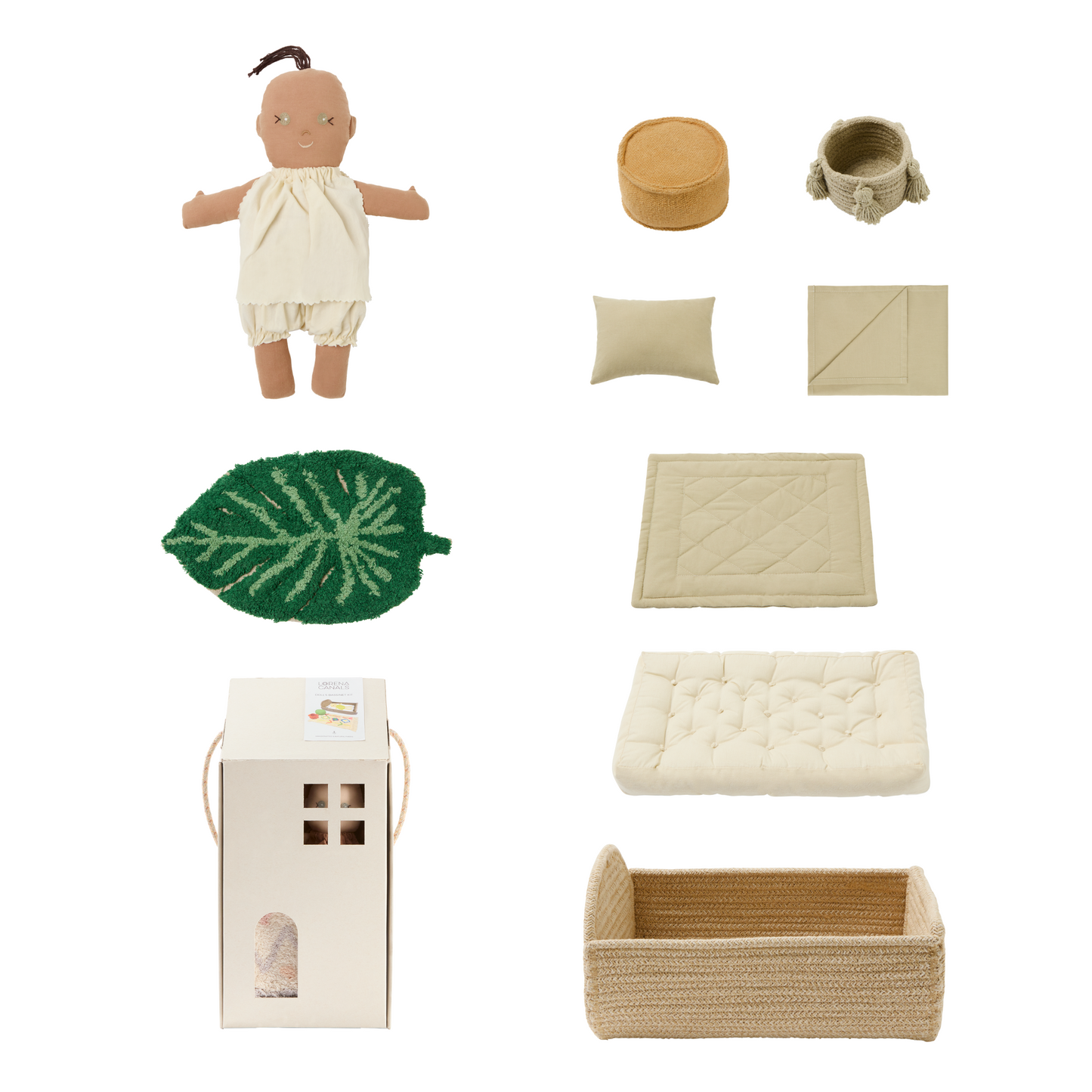 Lorena Canals Mini Ammi set - Tapijt, poef, opbergmand, bed, beddengoed en pop - Beige/Groen