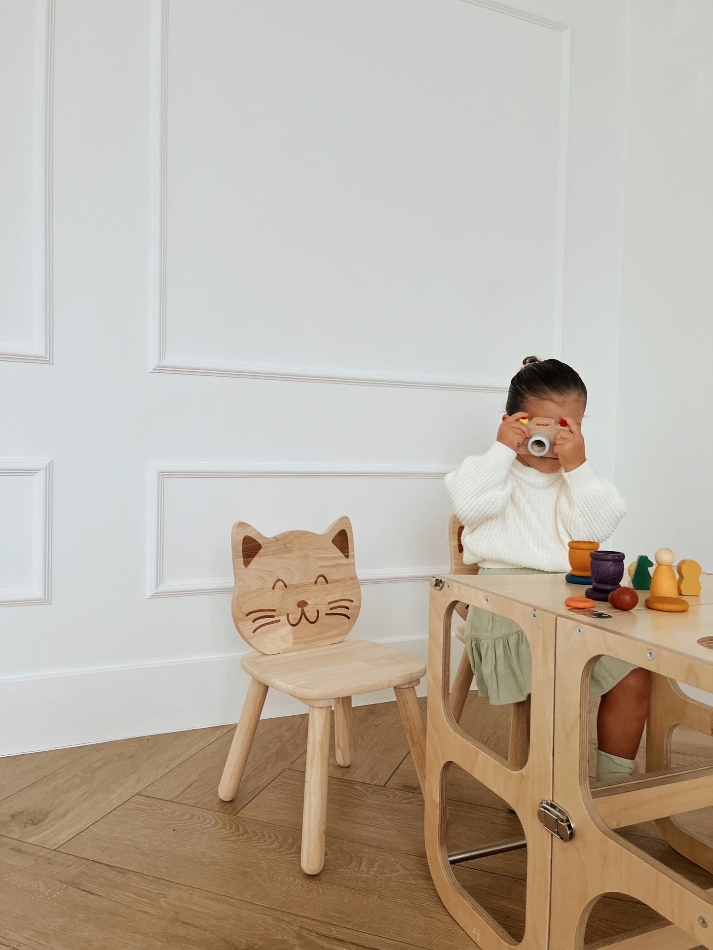 Atmosphera Kids Pia kinderstoel met kattensnoet - 30x28x50cm - Naturel