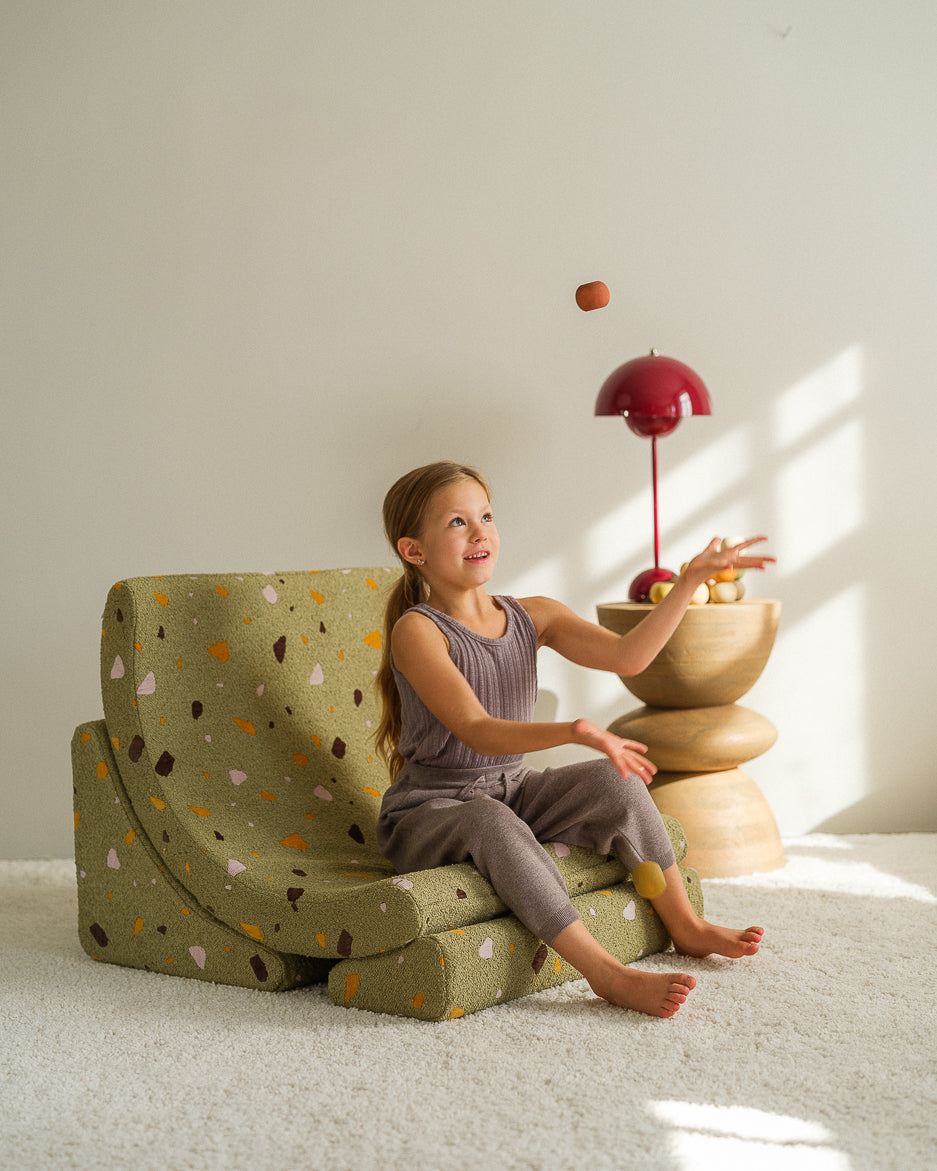 Wigiwama Teddy Moon Chair / Fauteuil - 80x65x55cm - Terrazzo Moss