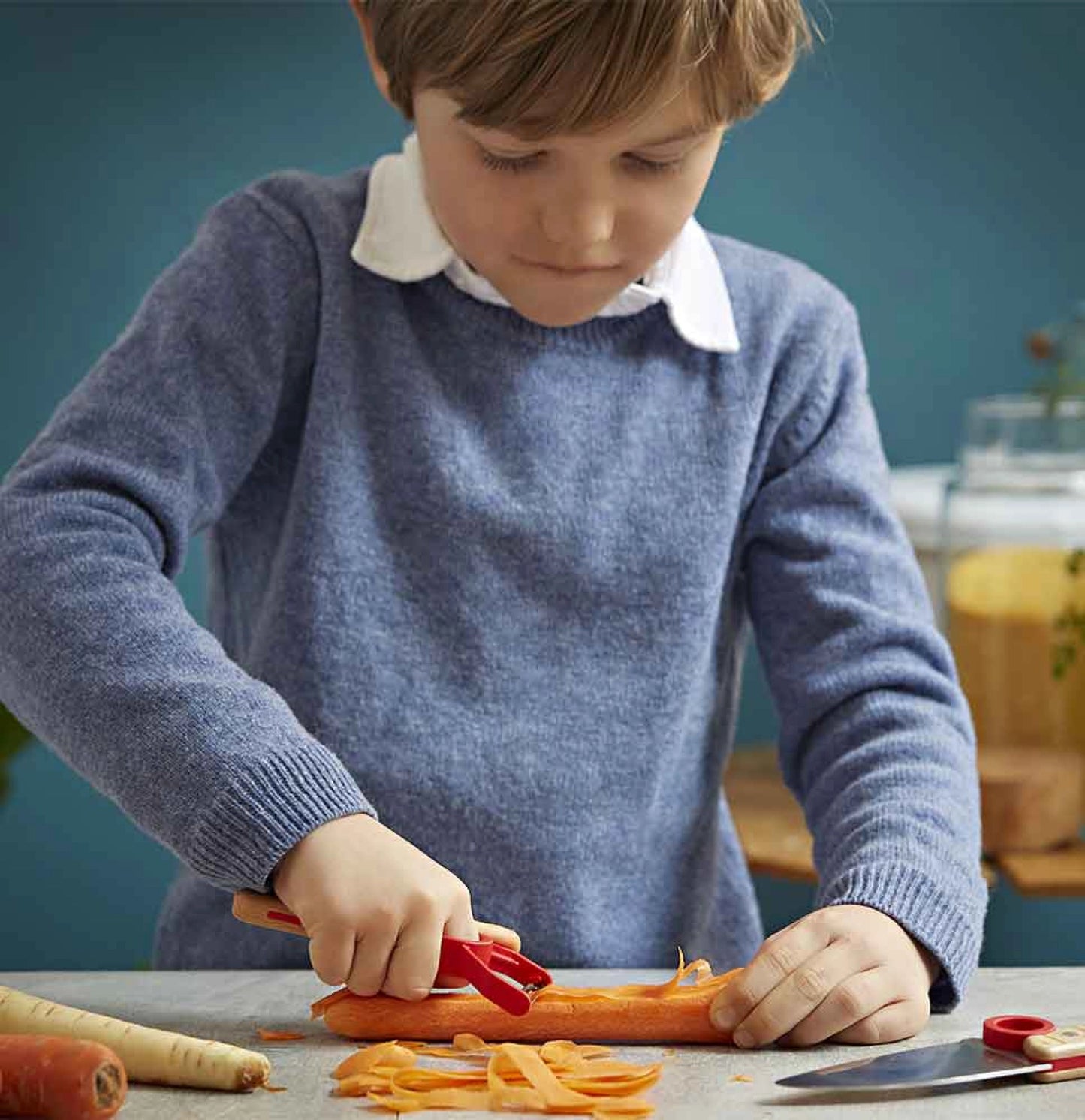 Opinel Le Petit Chef Kinderkeukenset - 3-delig - Kinderkoksmes (11cm), Vingerbeschermer, Dunschiller - Rood