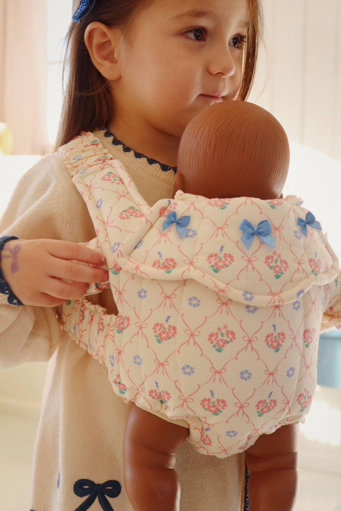 Konges Sløjd Doll Carrier/Poppendrager - Fleur Decor