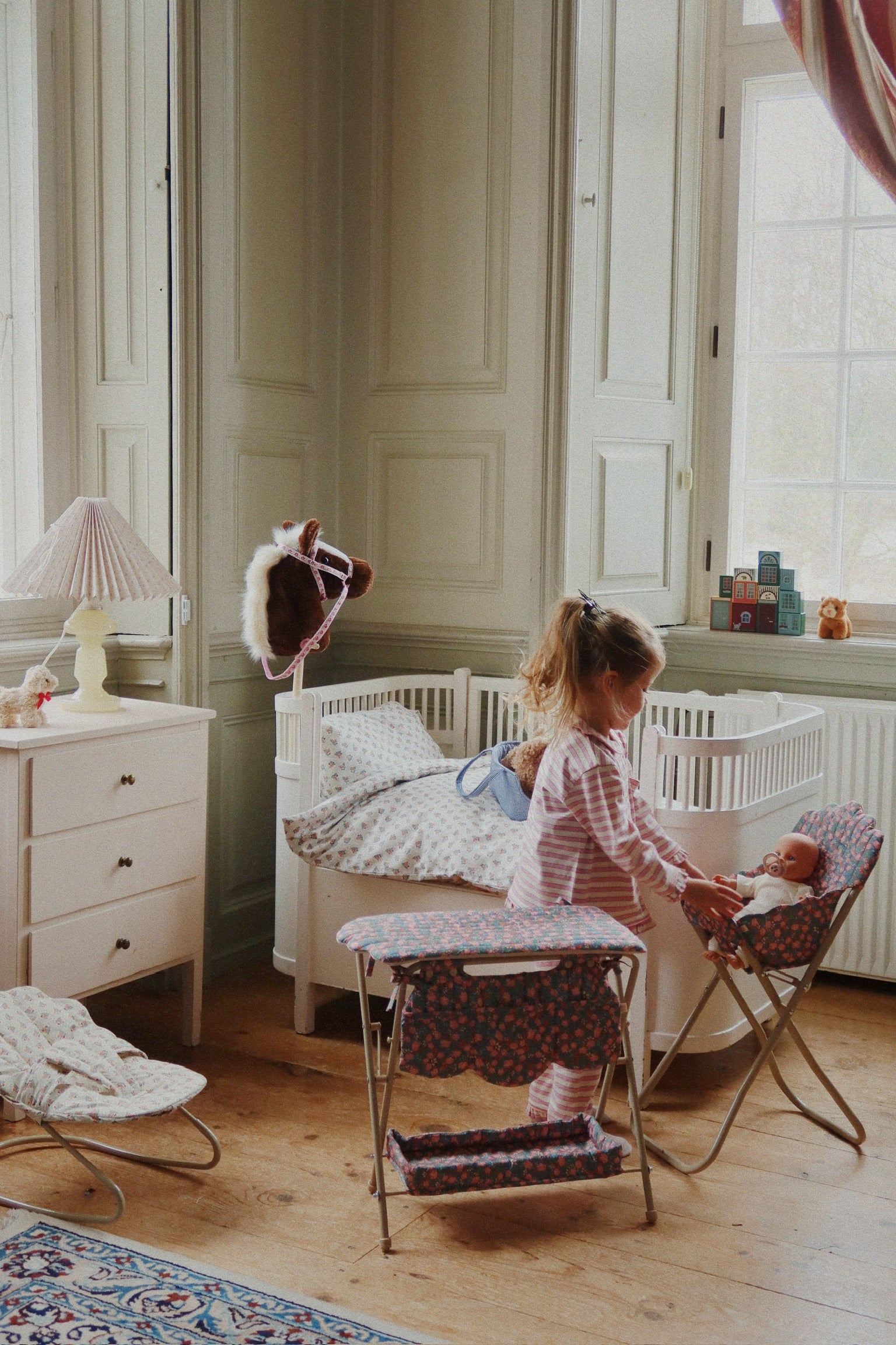 Konges Sløjd Doll High Chair - Chaise haute pour pop - Rose Anglaise