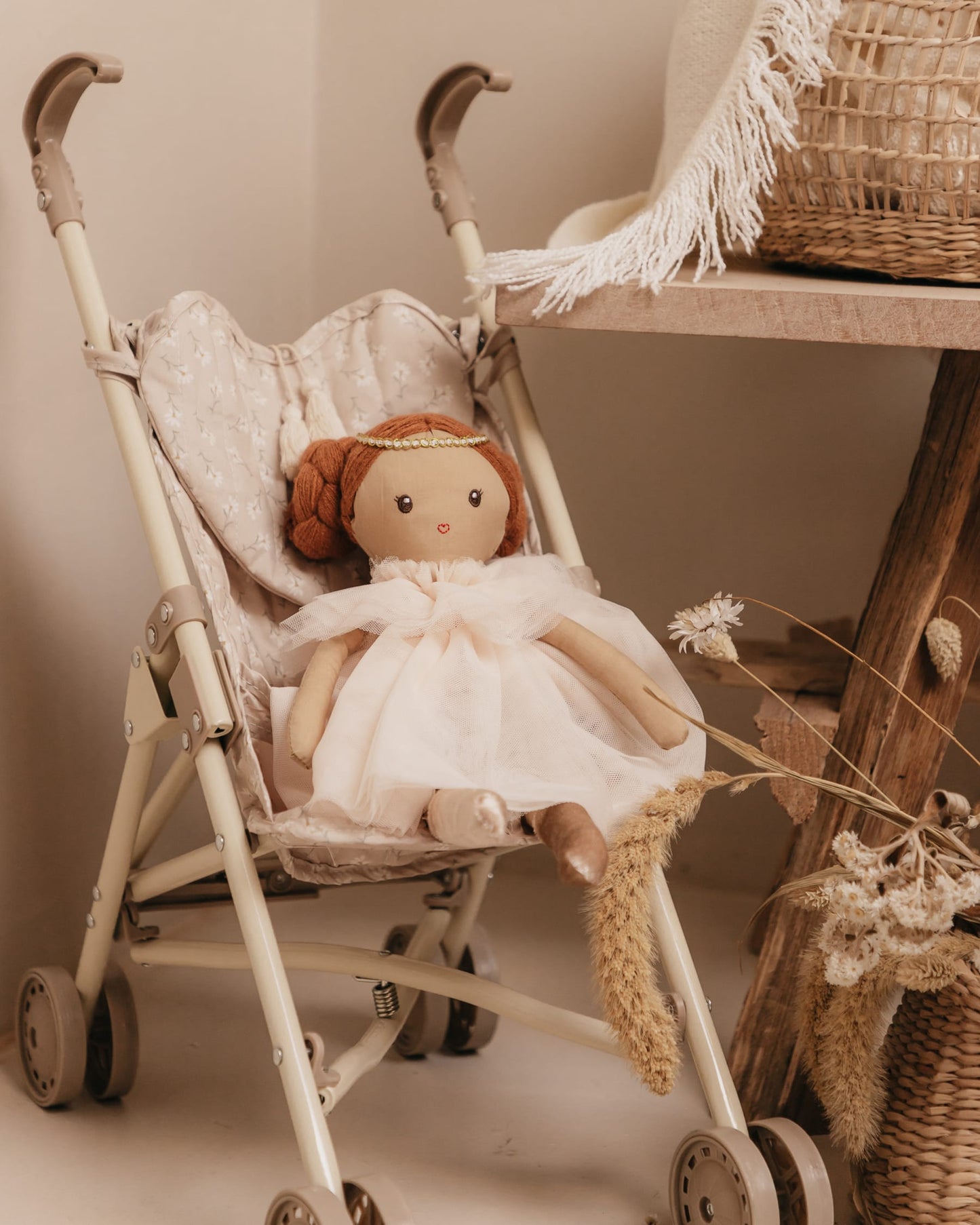 Mme Ertha Doll Propret / Doll Partler / Buggy - Bouquet Silhouette