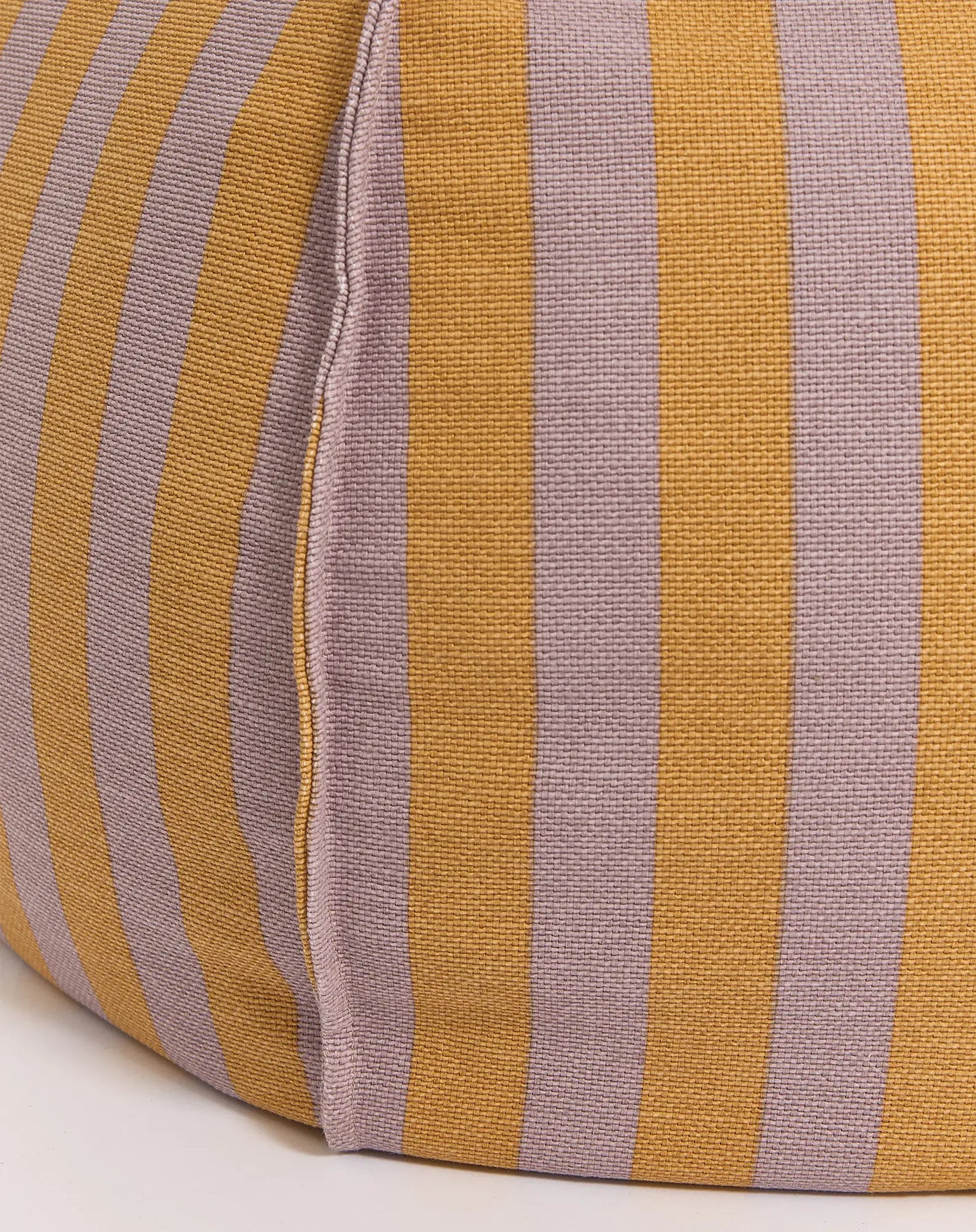 Nobodinoz Vibes zitzak - Ø70xH30cm - Lilac Yellow Stripes