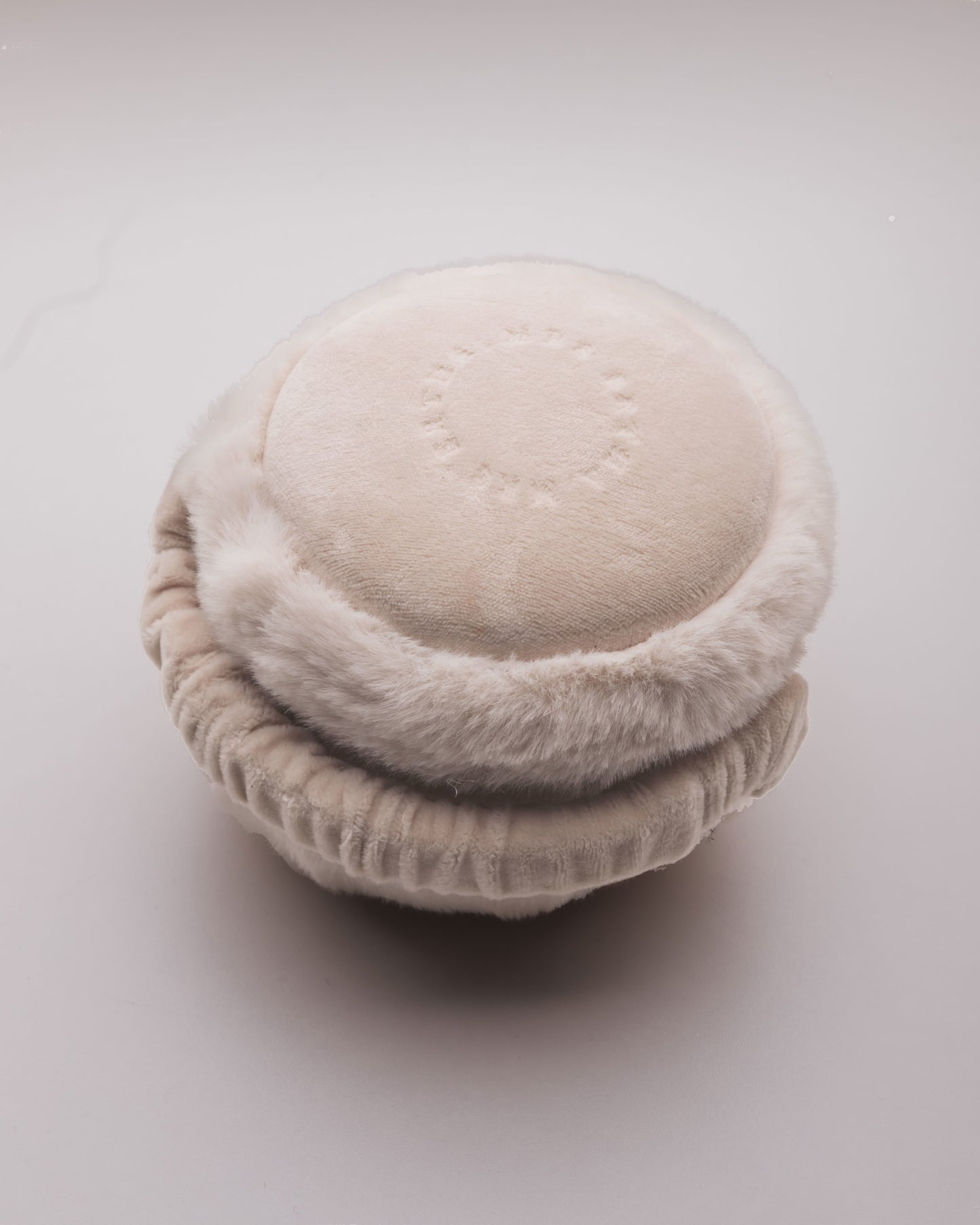 Mrs Ertha Oorwarmers/Ear Muffs - Ivory