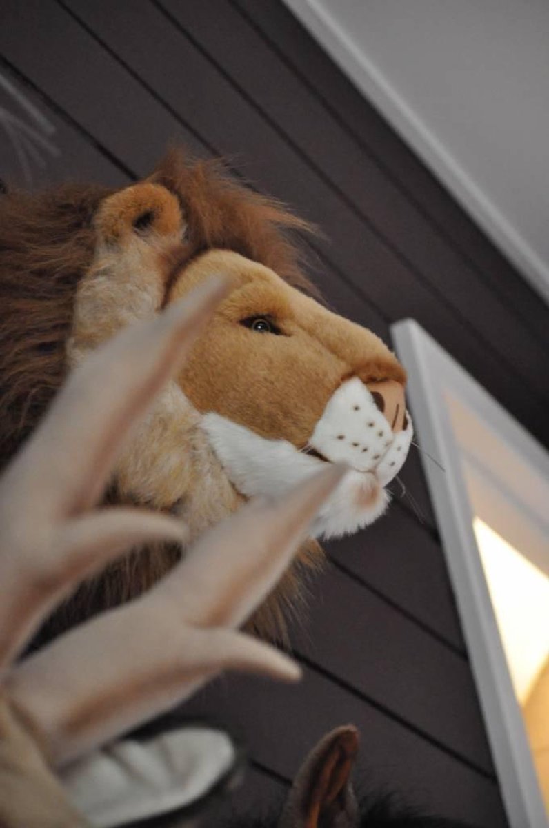 Wild &amp; Soft Cesar animal head plush wall decoration - Lion