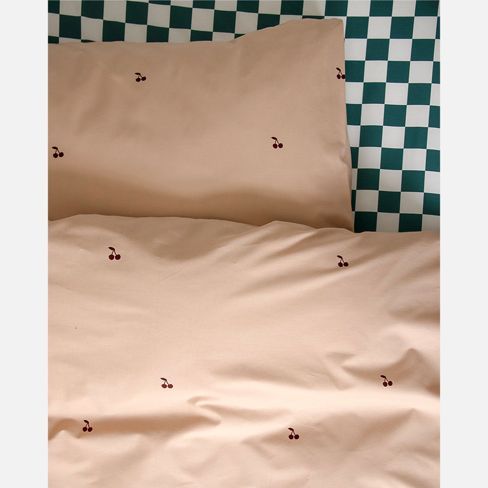 Studio Ditte Duvet cover Red Cherries 140x220cm - Nude